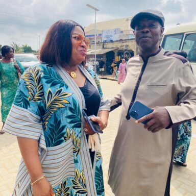 Commissioning of nearly 1km road & solar power streetlights installation at Mosholashi street in Ejigbo